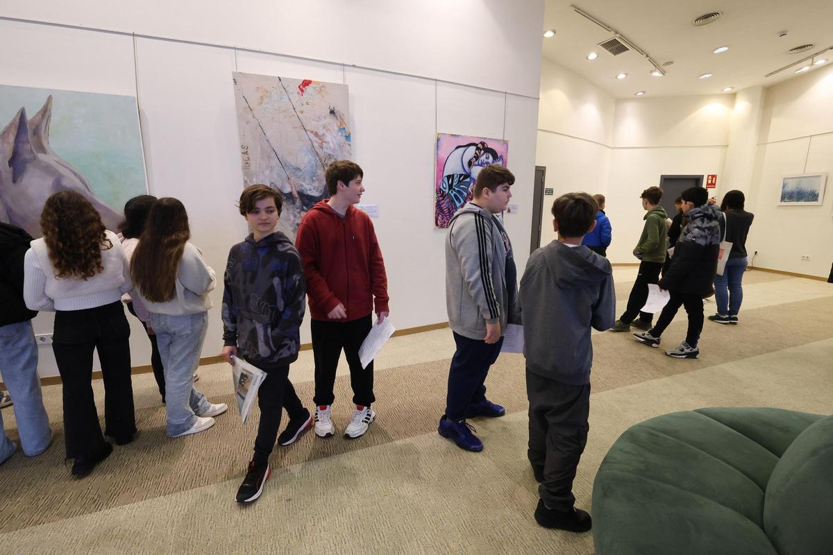 Los alumnos de 2º de la ESO de Sant Agustí visitan el Diario de Ibiza Los alumnos de 2º de la ESO de Sant Agustí visitan el Diario de Ibiza