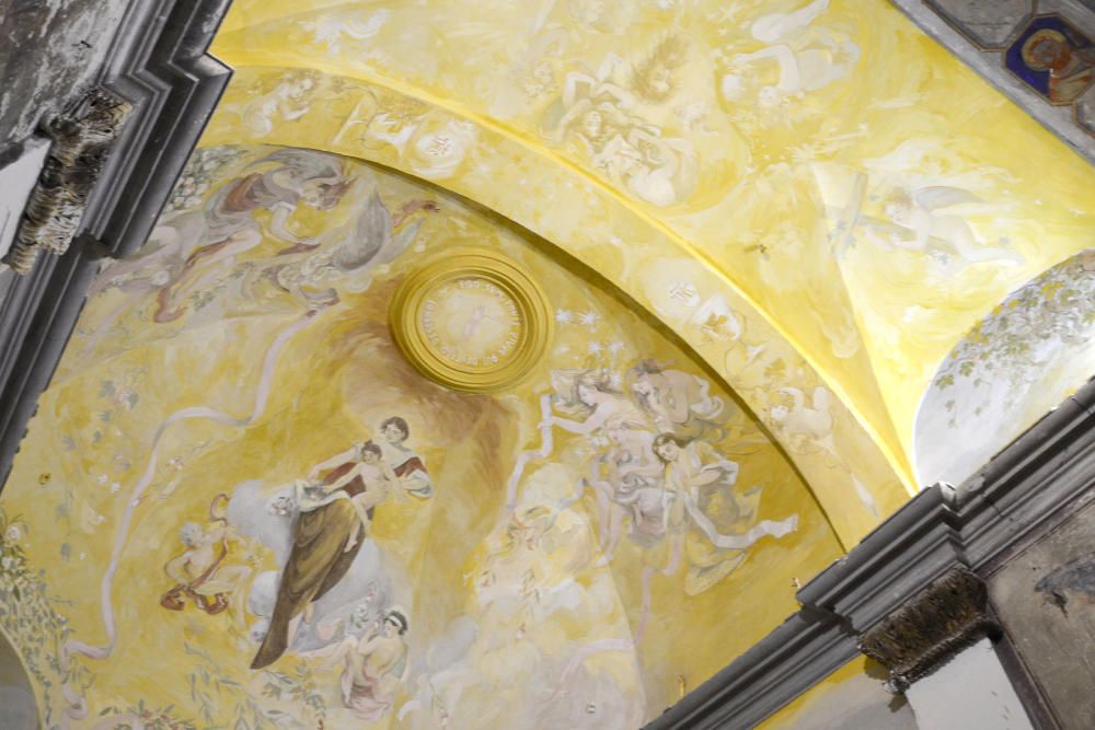 El presbiteri de l'església de Vilaritg de Cistella llueix nous frescos