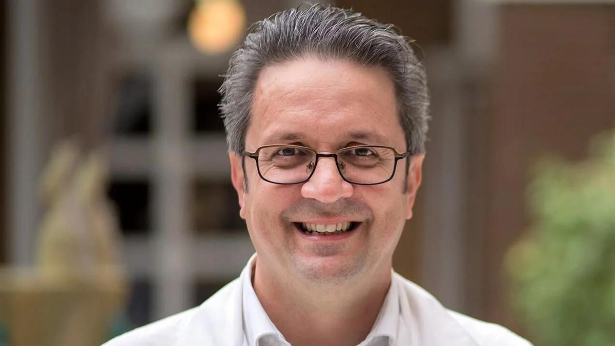 Doctor José Antonio Pérez Simón, vicedirector del IBiS y jefe del Servicio de Hematología del Hospital Universitario Virgen del Rocío (HUVR).