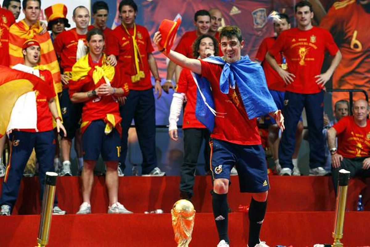 La celebració a Madrid de la selecció de futbol, amb David Villa en primer pla, després de la victòria d’Espanya contra Holanda al Mundial.