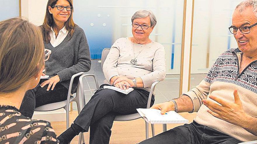 Más de 80 personas cuidadoras en Canarias se forman en talleres
