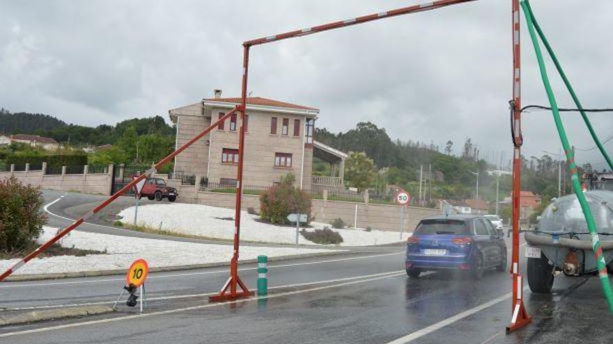 Arco pulverizador instalado esta mañana en Ponte Caldelas