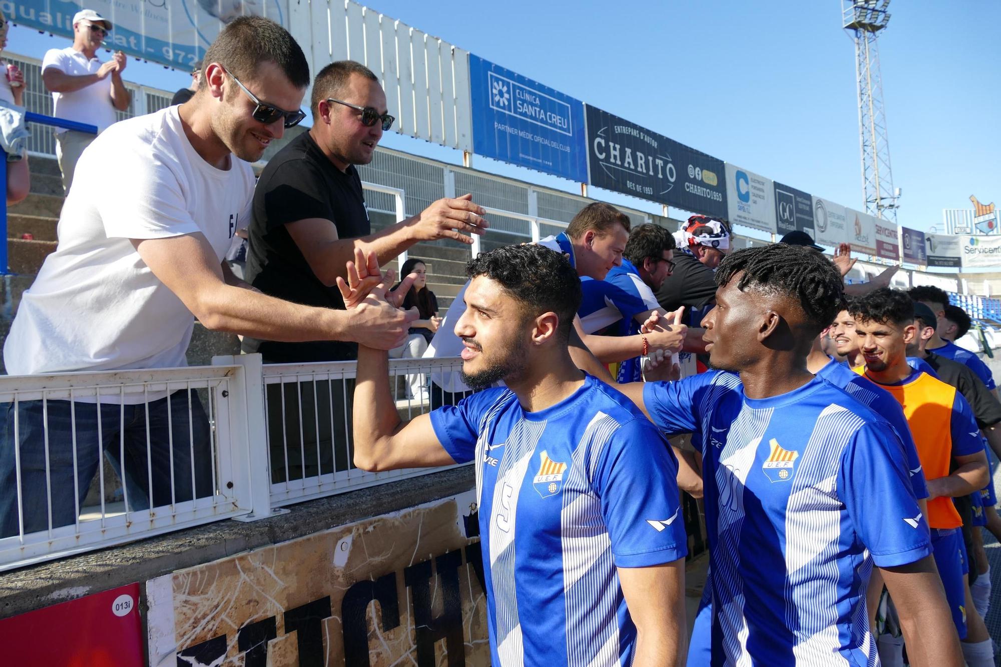 Eufòria al Figueres celebrant l'accés a la promoció d’ascens a Tercera RFEF