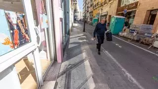 Las obras de la calle Castaños de Alicante están todavía sin empezar cuando ya deberían haber terminado