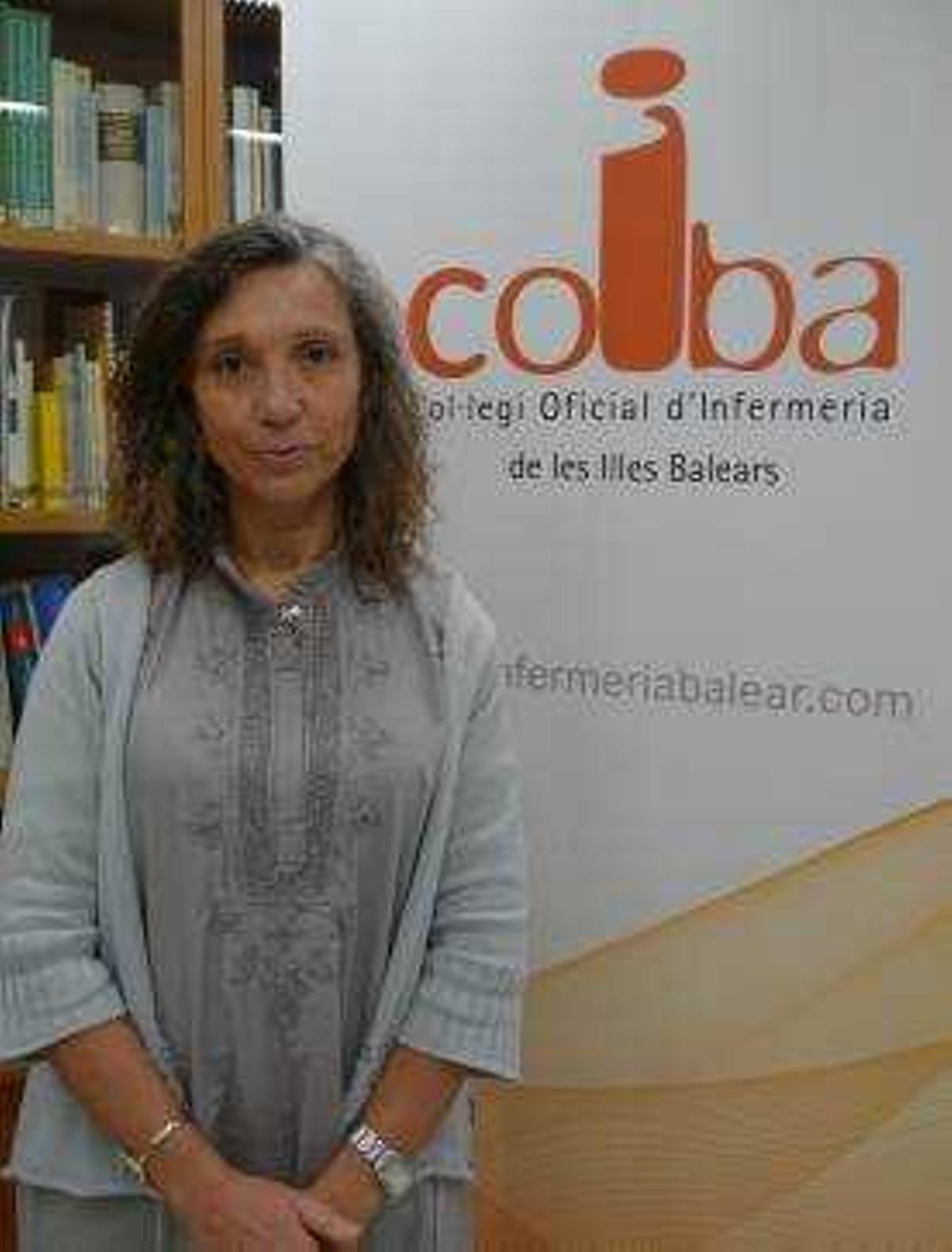 Rosa María Hernández, en la sede del COIBA.