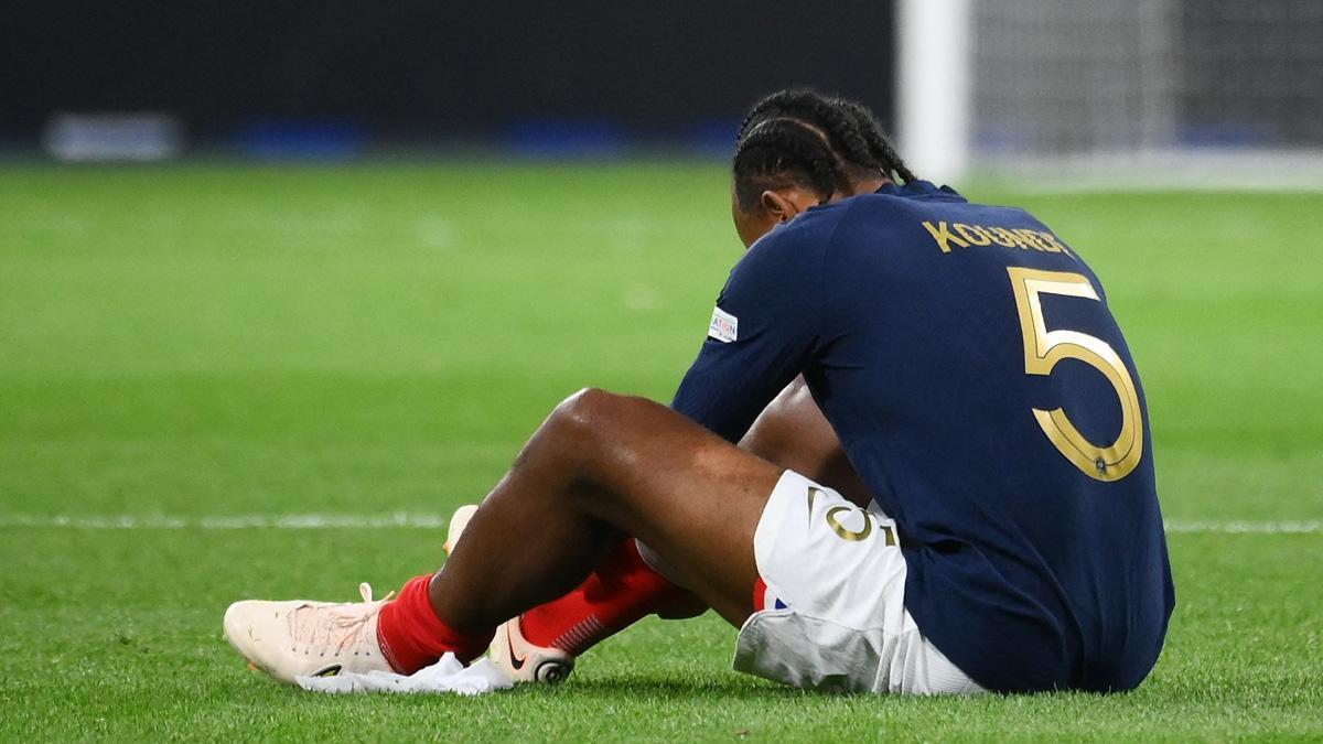 Kounde, KO con la selección francesa