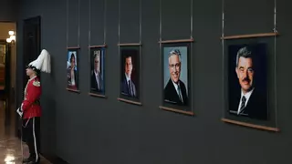 Collboni inaugura una galería de fotos que honrará a los alcaldes de Barcelona: “Es un día muy feliz”