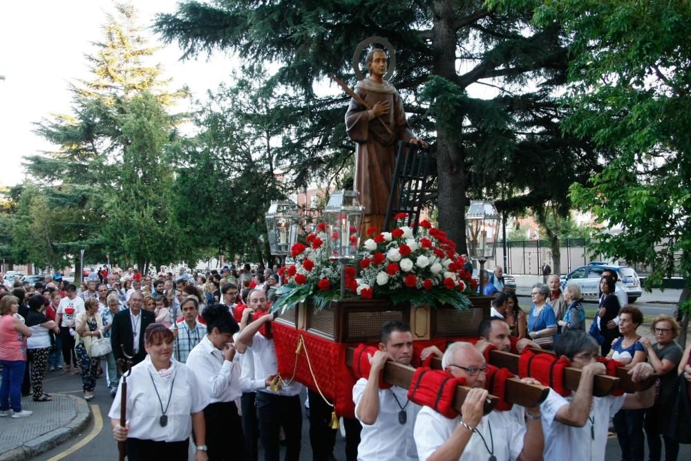 Procesión de San Lorenzo en Los Bloques