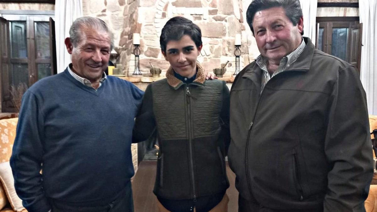 Juan Ruiz Palomares, Manuel Román y Juan Collado, cuando anunciaron su compromiso.