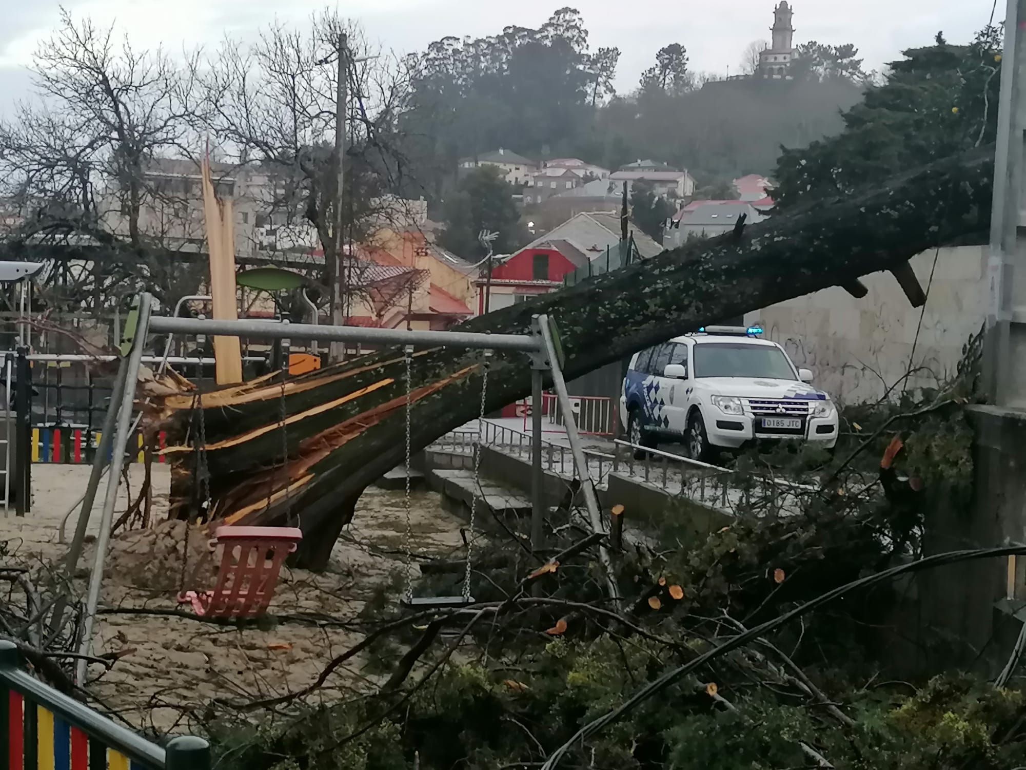 Destrozos de la borrasca Hortense tras su paso por Vigo