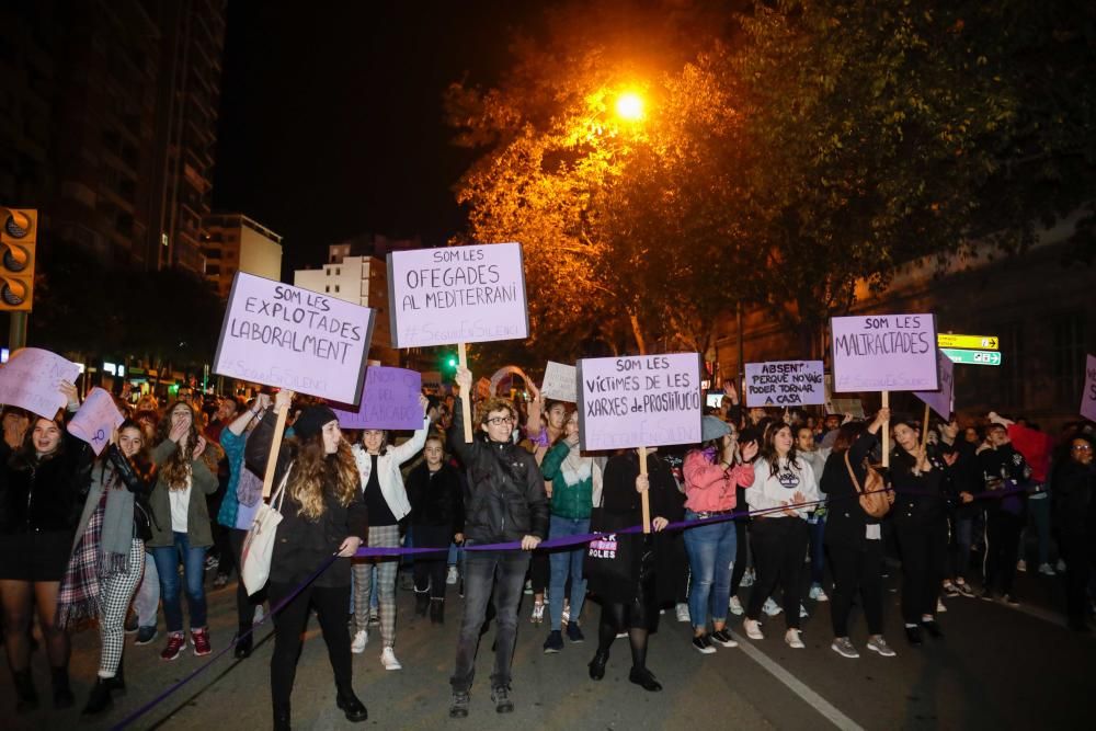 25-N: Demo gegen Gewalt an Frauen auf Mallorca