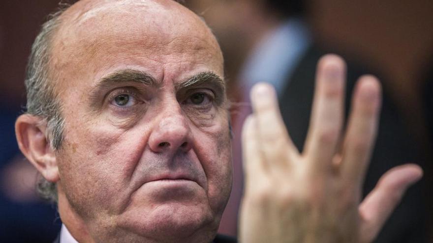 Guindos argumenta razones económicas para impedir la independencia de Cataluña