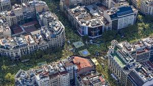 Vista aérea de la concentración entre el Passeig de Gràcia y la calle Aragó.