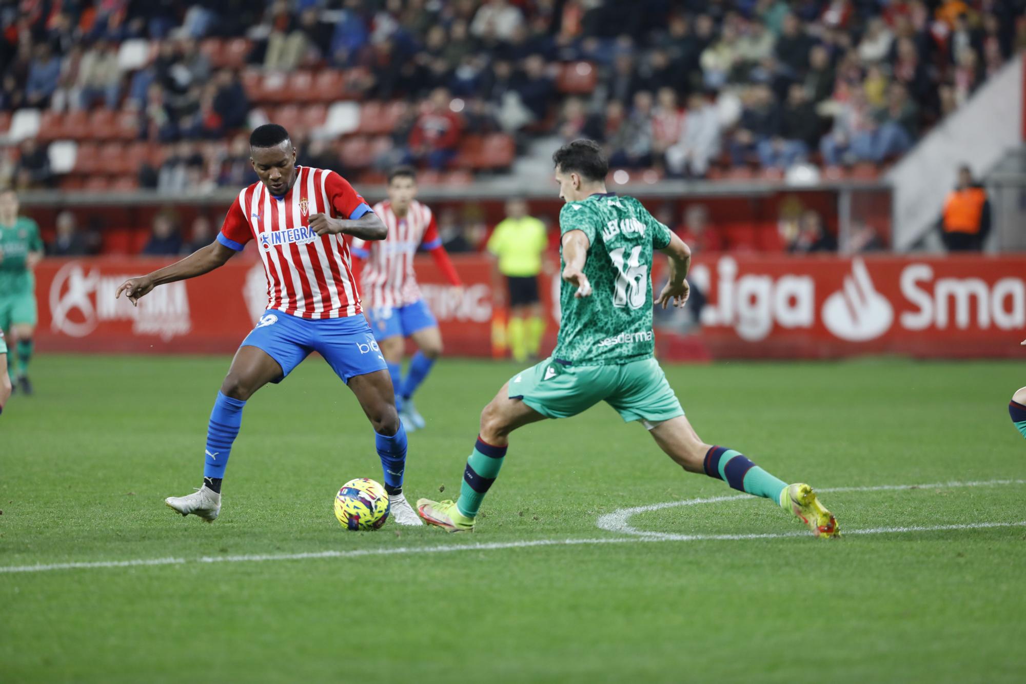 EN IMÁGENES: El encuentro entre el Sporting y el Levante