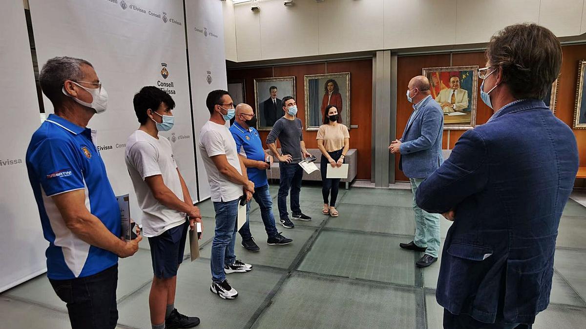 El Consell de Ibiza rinde homenaje a varios deportistas destacados | CDE