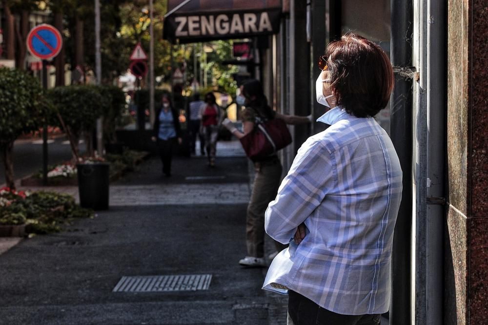 Paseo por Santa Cruz en la desescalada.