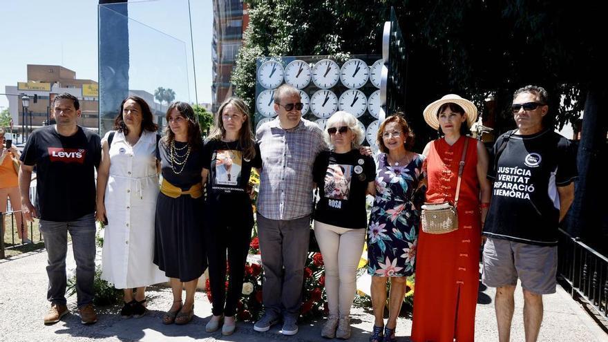 Las víctimas del accidente del 3 de julio y las tres asociaciones de la dana recuerdan a los fallecidos en un acto