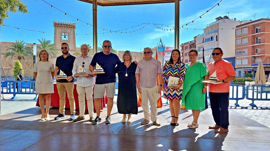 Reconocimiento a seis instituciones y empresas de Santa Pola en el 9 d&#039;Octubre