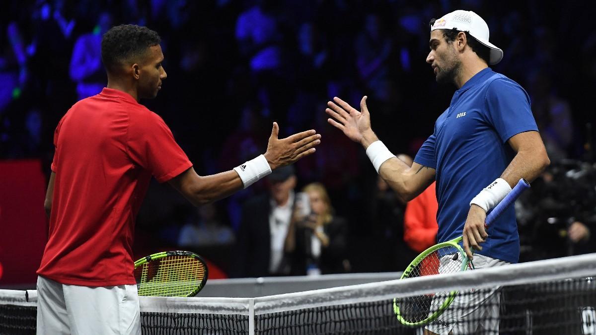 Berrettini saluda a Auger-Aliassime tras el partido