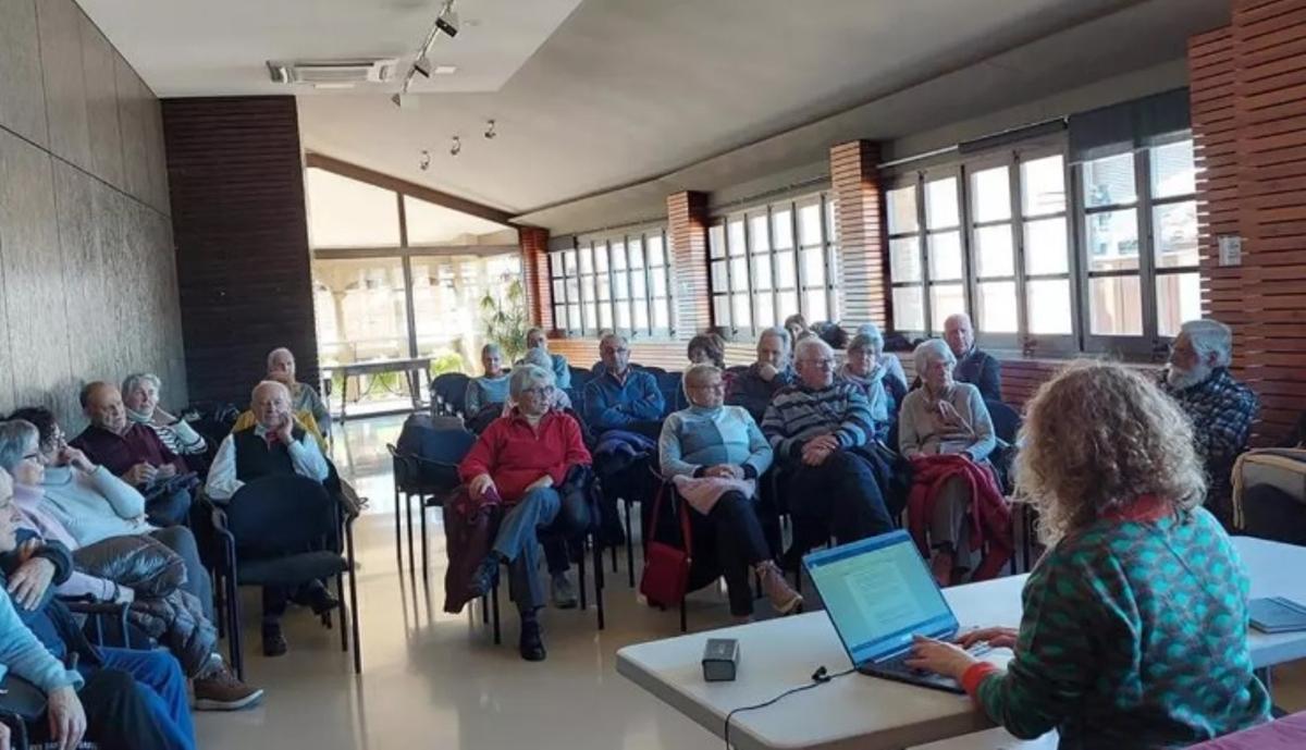 Una trobada de gent gran del Solsonès per a la realització de la diagnosi d'edat