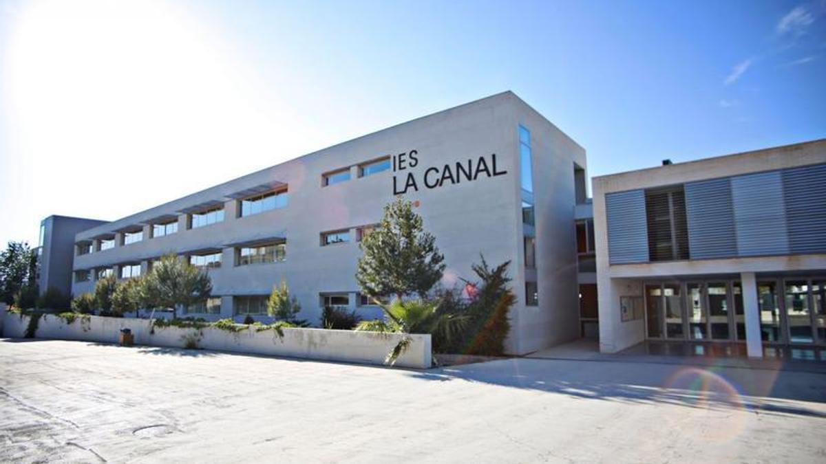 El IES La Canal de Petrer.