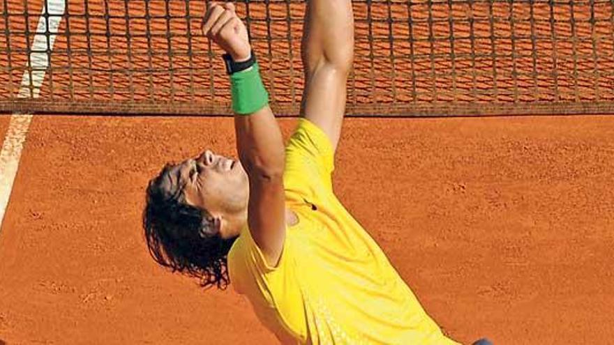 Nadal celebra su victoria ante David Ferrer en la final  de Montecarlo.