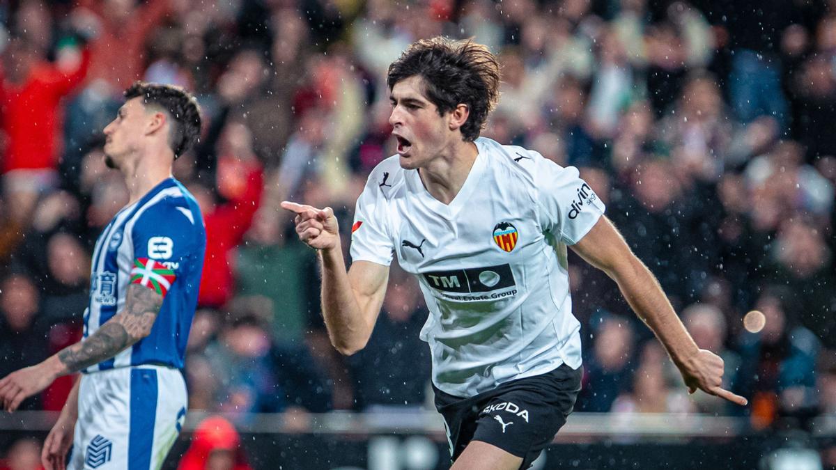 GOL DE JAVI GUERRA CONTRA EL ALAVÉS