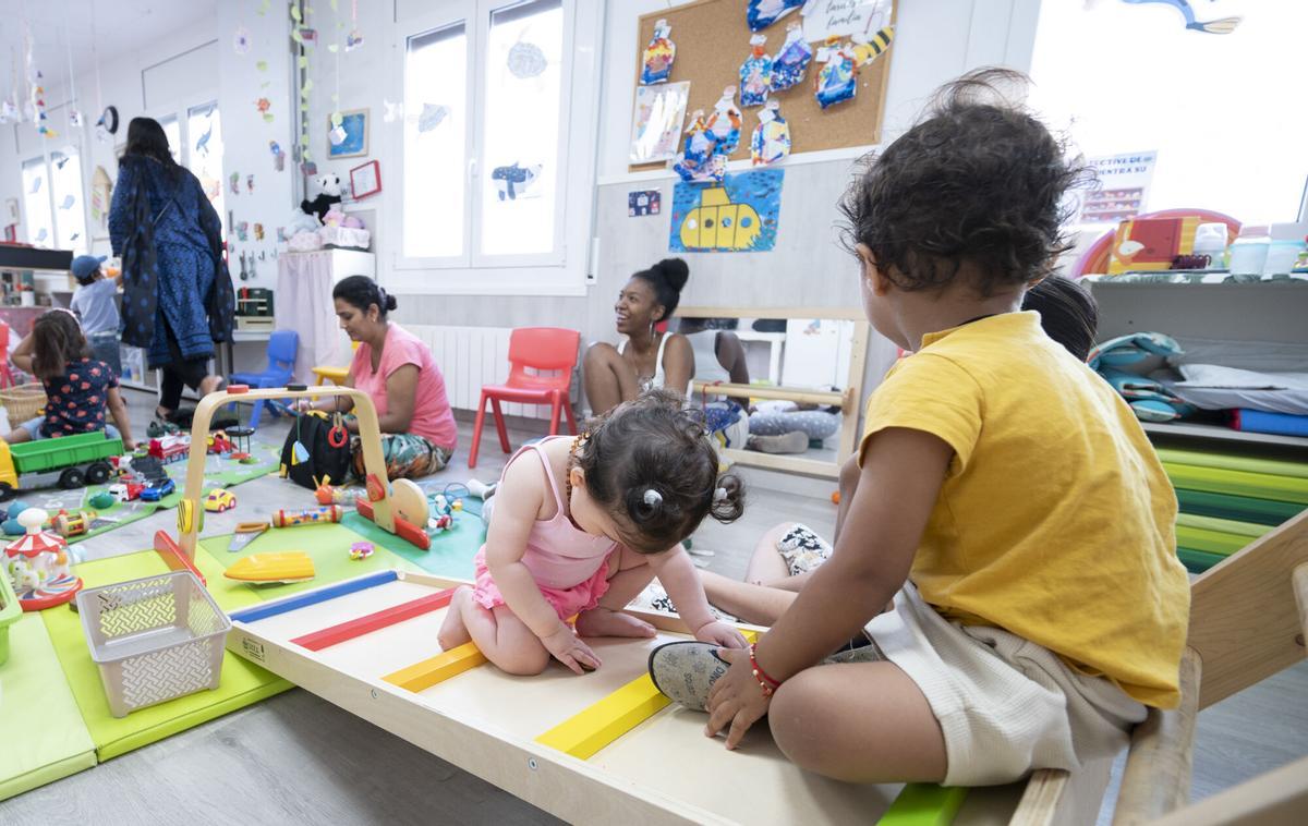 El Gobierno plantea pagar 2.400 euros al año por hijo.