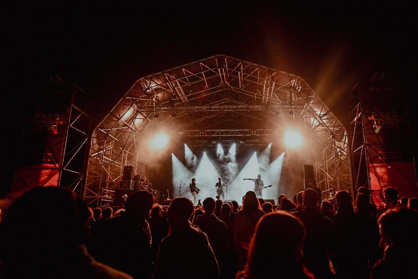 EN IMÁGENES: Las espectaculares fotos de la primera jornada del Prestoso Fest, en Cangas del Narcea