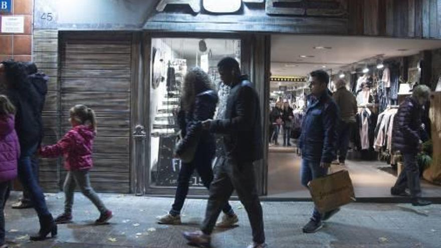 Ambient al carrer Guimerà de Manresa