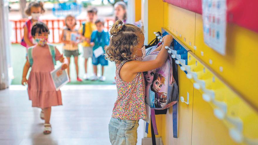 Los libros de texto se suman al rechazo de las Ampas al «copago» en educación