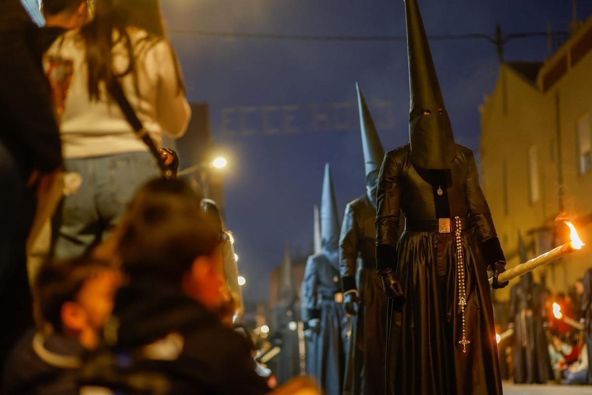 La procesión del Cabanyal de la Semana Santa Marinera de València recibe a la Cofradía de Sagunt "sin problemas" La procesión del Cabanyal de la Semana Santa Marinera de València recibe a la Cofradía de Sagunt "sin problemas"
