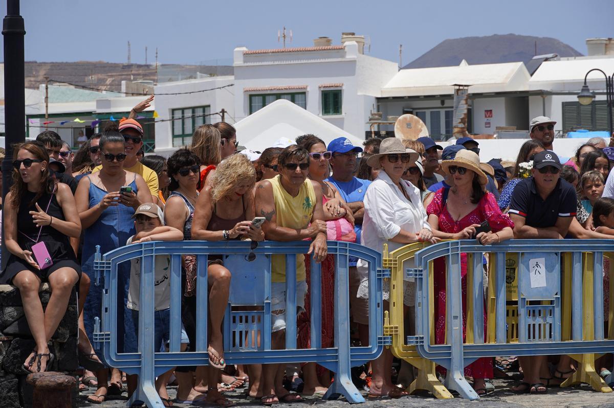 Procesión marítima de la Virgen del Carmen en Arrieta