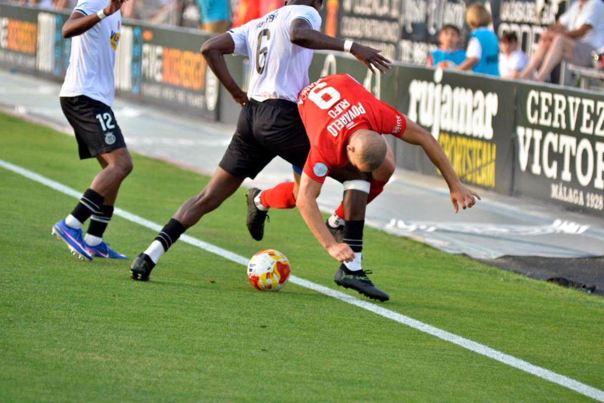 La UD Ourense asciende a Primera Federación: Cuenca y la Praza Maior se tiñen de rojo