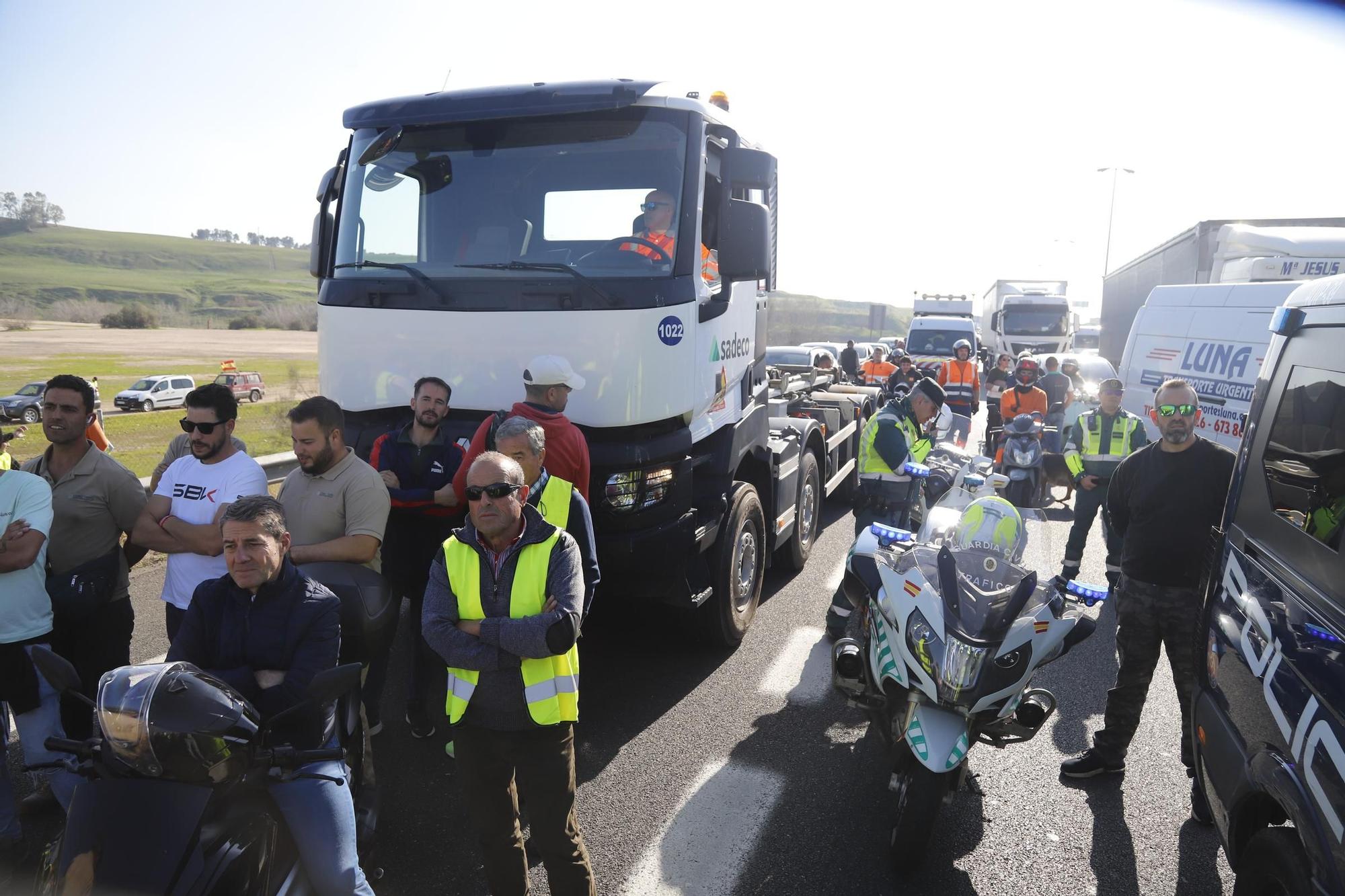 Corte de tr�fico en la A4.JPG