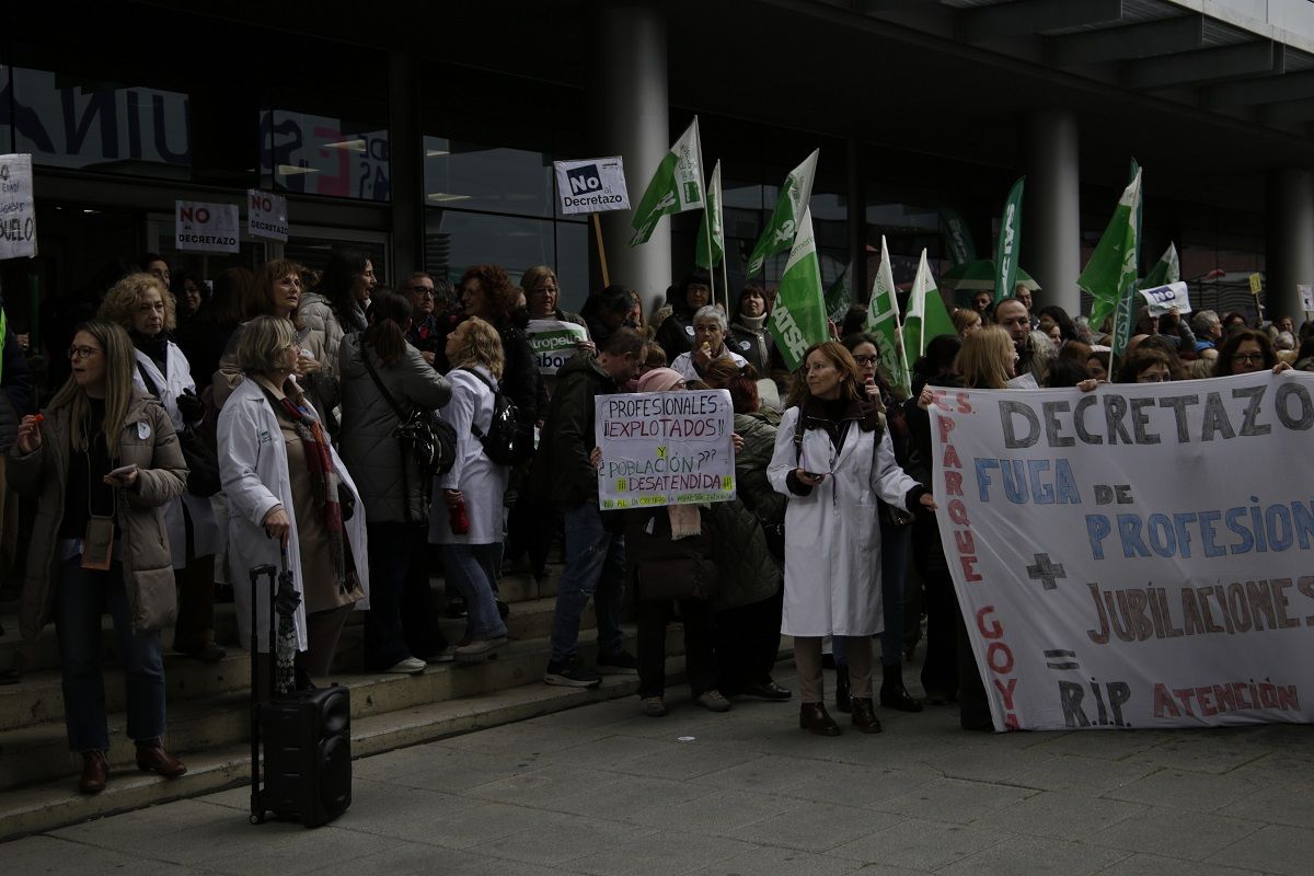 En imágenes | Así se ha vivido la huelga en los centros de salud de Aragón