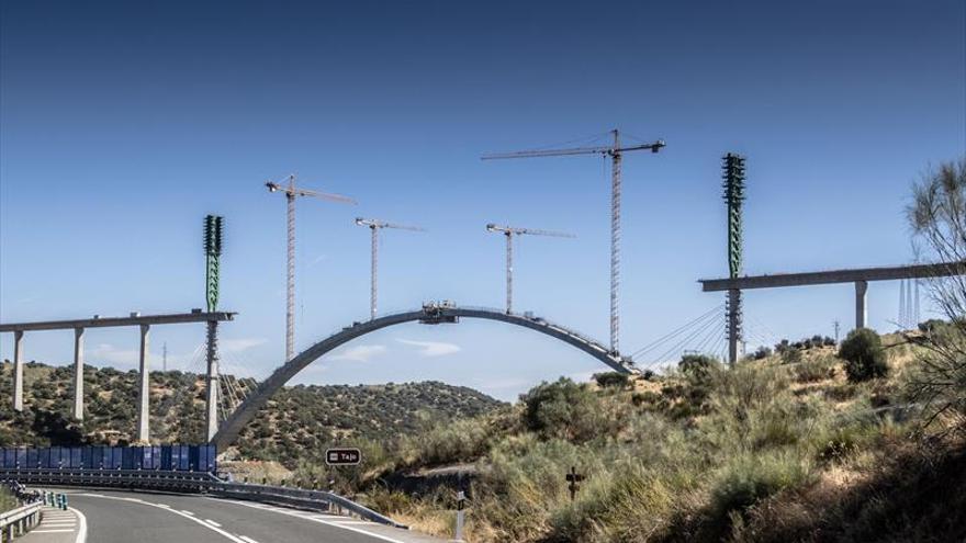 Un informe advierte de que el AVE Extremadura-Madrid no estará antes del 2025