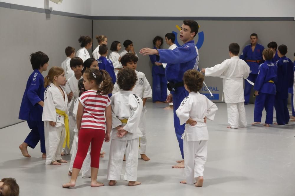 Los niños del campus de verano de judo del Quirina