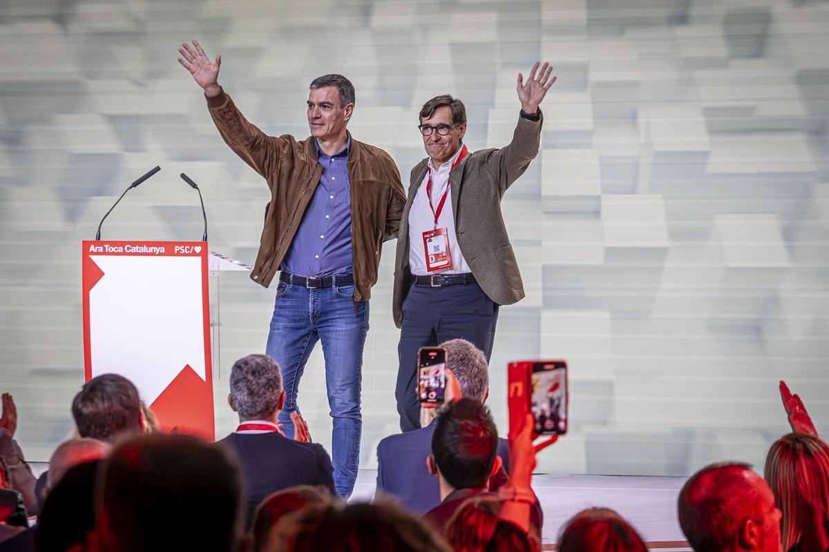 Pedro Sánchez arropa a Salvador Illa en EL 15º Congreso del PSC en Barcelona