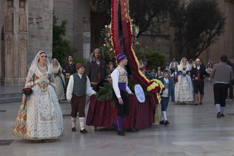 Comisiones falleras que han desfilado hasta las 18:00 horas.