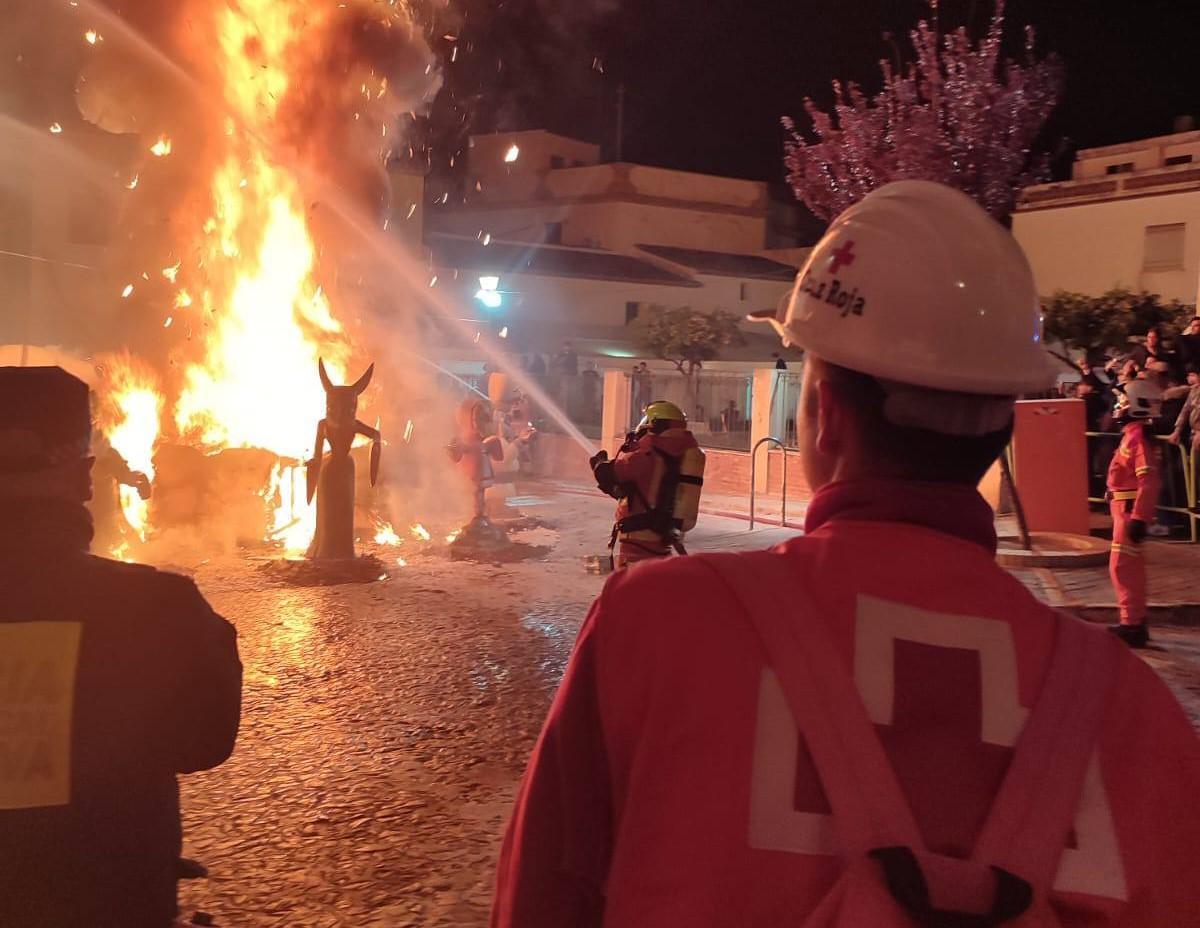 Cremà de una de las fallas de Oliva.