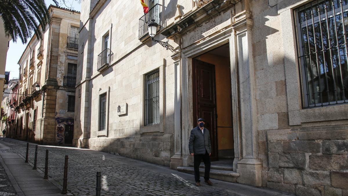 Tribunal Superior de Justicia de Extremadura.