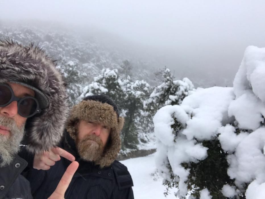 Vuelve a nevar en las montañas alicantinas