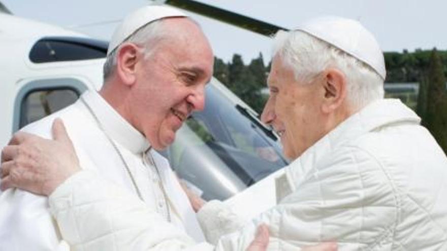 El Papa Francesc i el Papa Emèrit Benet XVI
