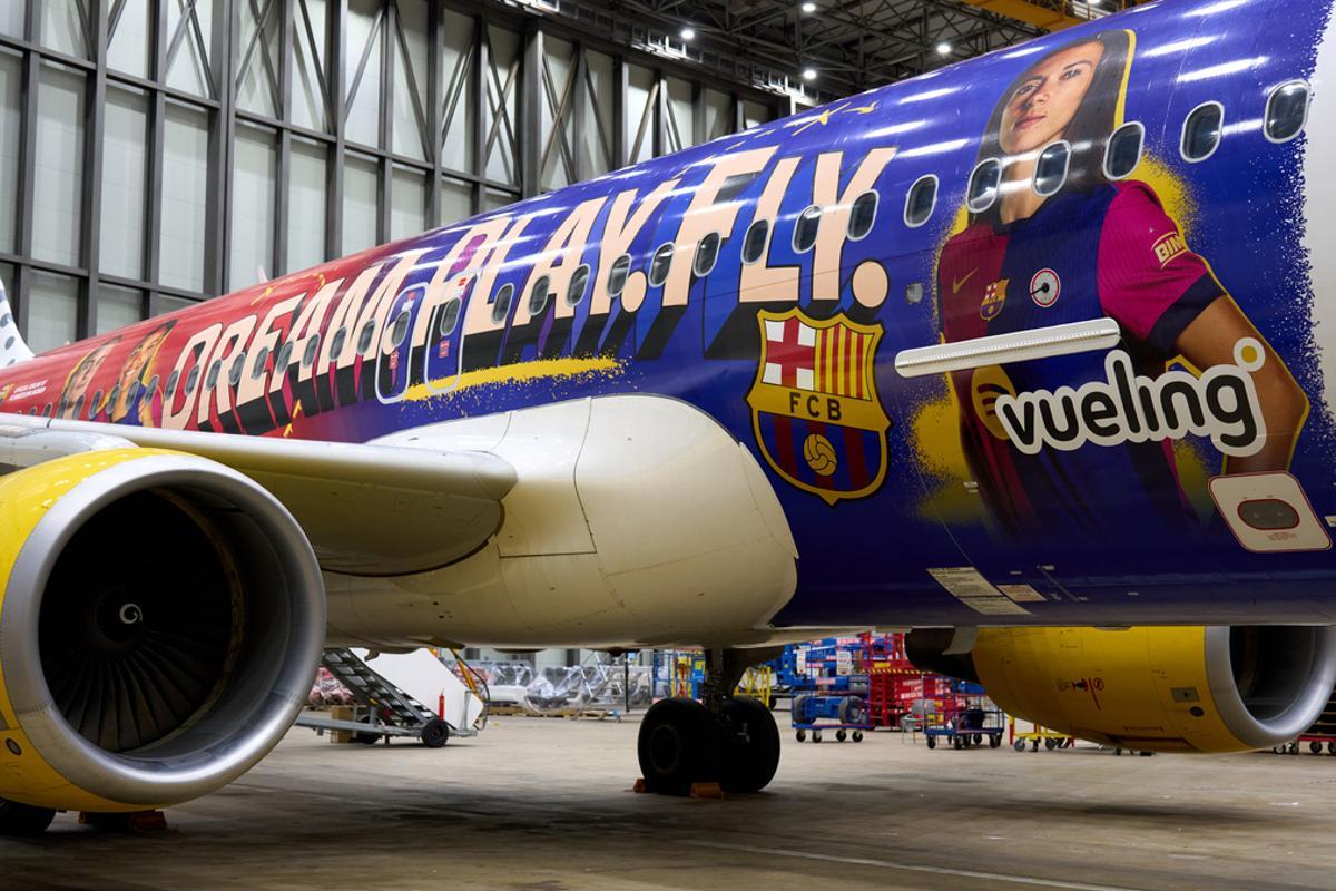 Vueling y el Barça Femenino presentan el nuevo avión del equipo inspirado en la trayectoria de sus jugadoras