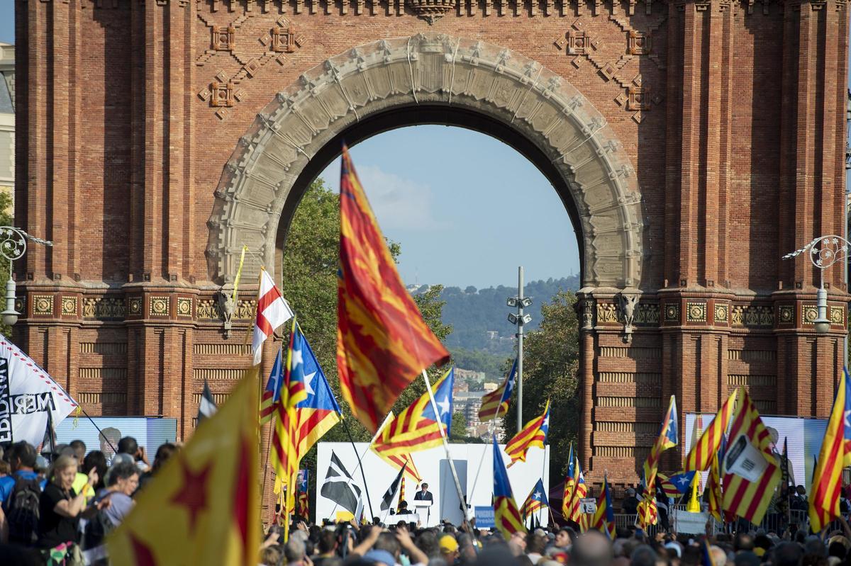 Puigdemont aparece en Barcelona después de siete años