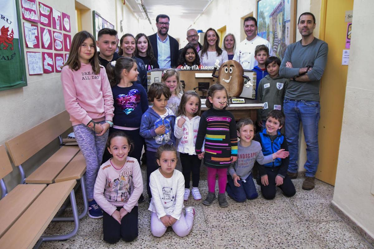 El CEIP de Establiments se come su mona de Pascua