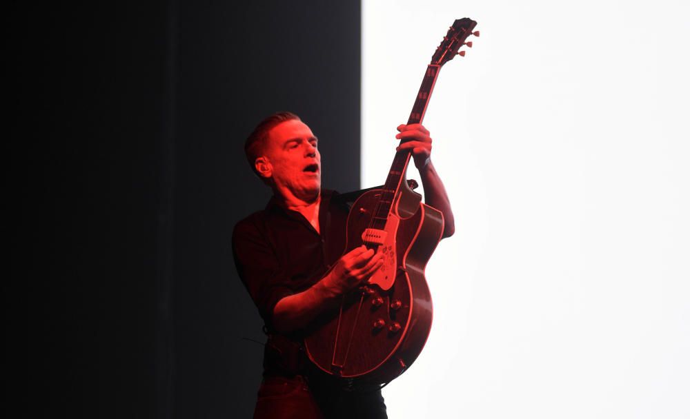 ''Llenazo'' en el concierto de Bryan Adams en Murcia