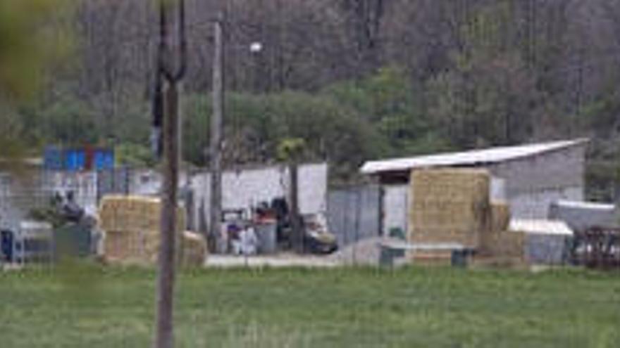 Instalaciones de los ganaderos detenidos el martes por tráfico de carne.