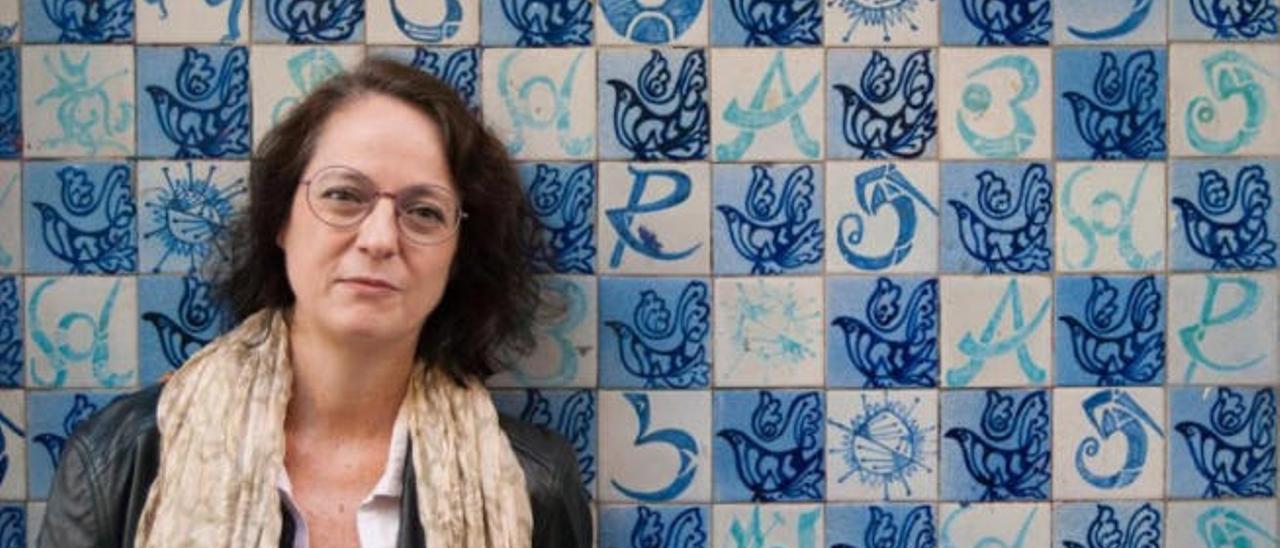 La escritora Marta Sanz inaugura la Feria Insular del Libro.